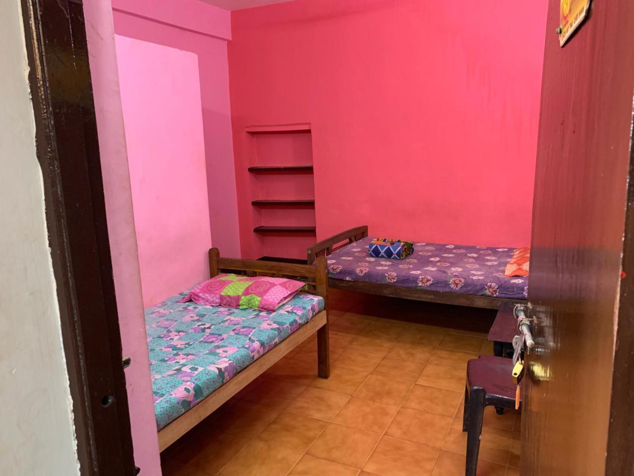 Guru Guest House 안주나 외부 사진